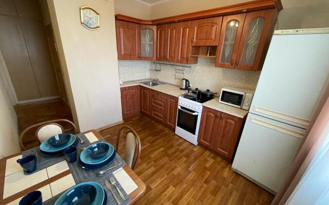 Uyutnaya vozle metro Troparevo Apartment