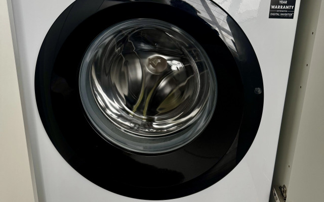 Vesna Na Baltike Flat