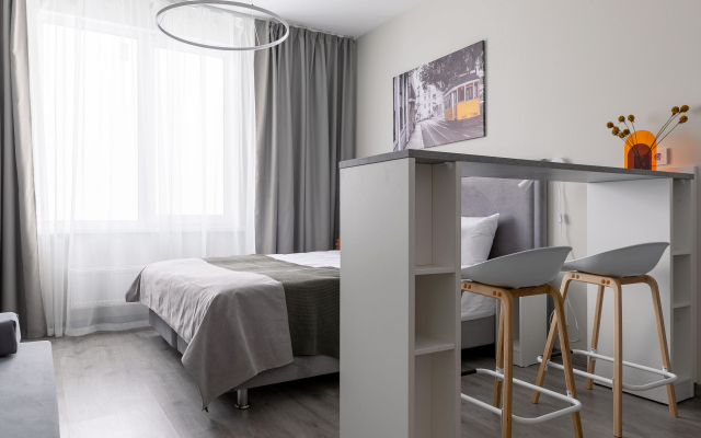 13 Apartment