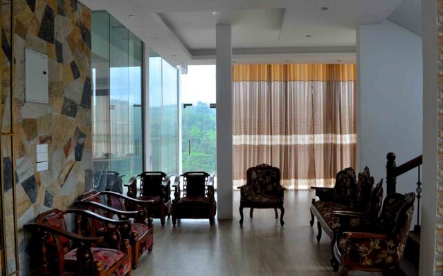 Yoho Thushara Hotel Welimada