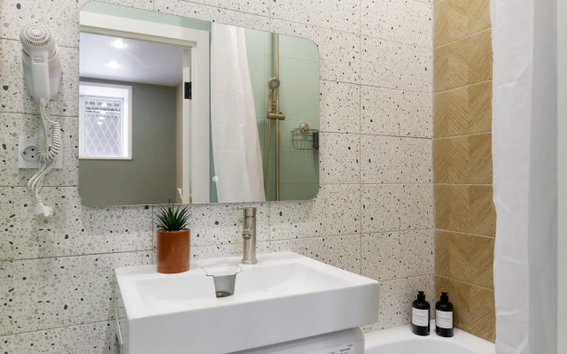 Апартаменты Комфорт+ 4 Гостя Близ Центра Города