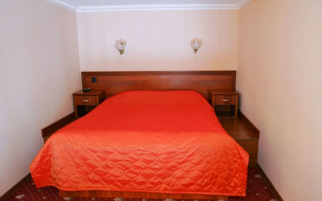Na Galernoy Deluxe Hotel