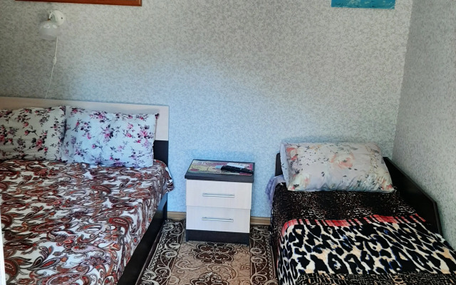 U Dyadi Fedora Guest House