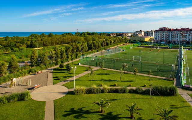 Barkhatnyye Sezony Sportivnyy kvartal Hotel