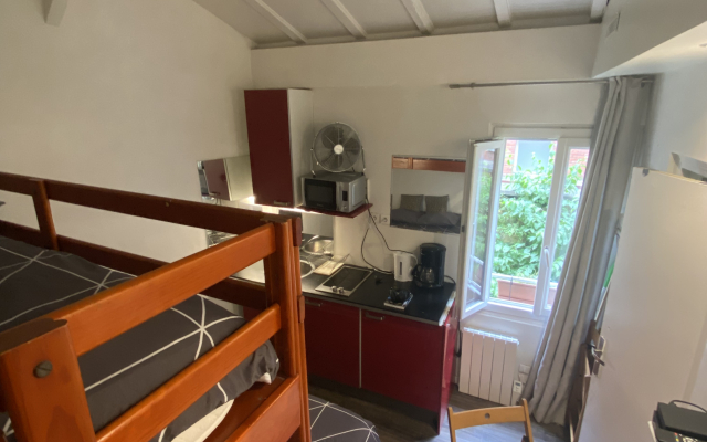 Paris Cosy Studio Pantheon Apartments