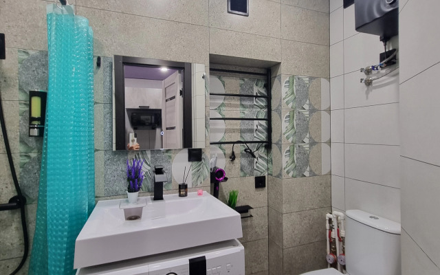 Novye 2 Komnatnye V Centre Neftyanikov  Apartaments