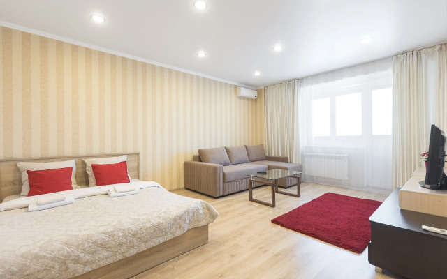 Апартаменты 1-к центр Орджоникидзе 47