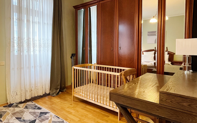 Suite With Kremlin View Tverskaya Apartments