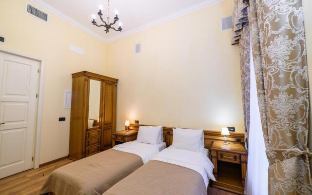 Dom Chajkovskogo Guest House