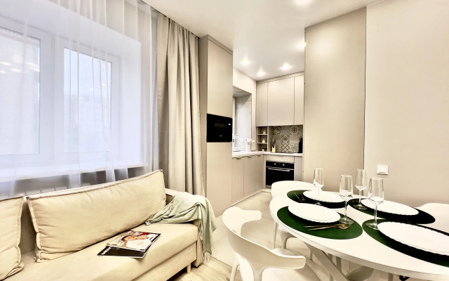 VyDoma na Tyumenskom Arbate s vidom na Bul'var Dzerzhinsko Apartments