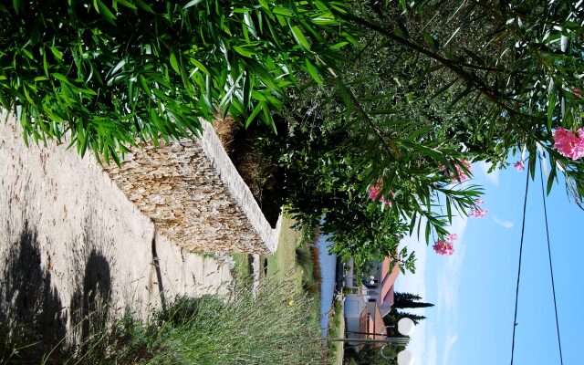 Вилла Rustic Miketa