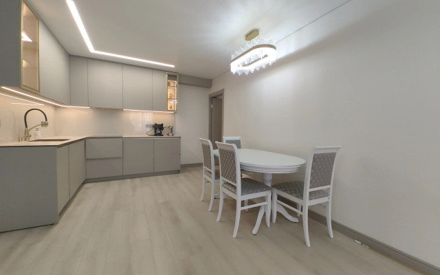 V Tsentre Flat