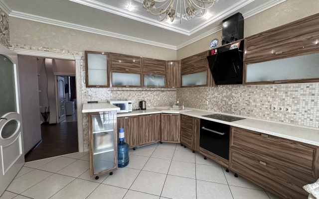 Квартира Просторная в 10 минутах от набережной