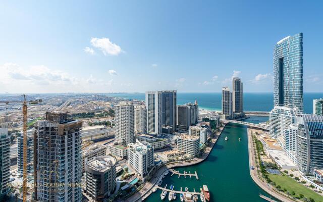 Апартаменты Marco Polo Fancy Marina Getaway With Mesmerizing Views