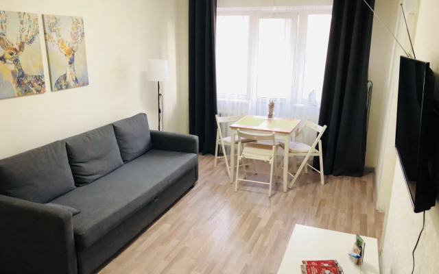 Two-room apartment in the center by the lake