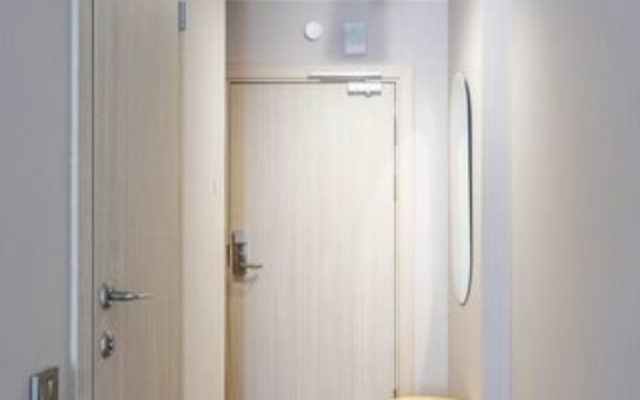 Your Apart Na Stachek Dlya 3 Gostey Apartments