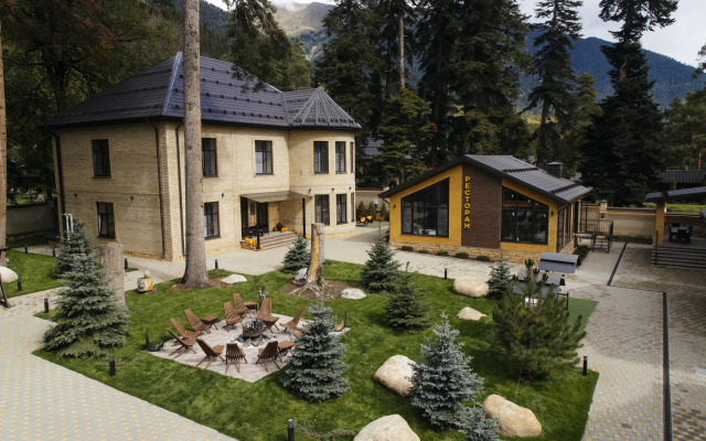 Artau Hotel