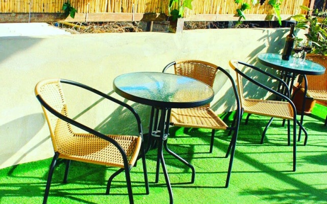 Ingrid Hotel