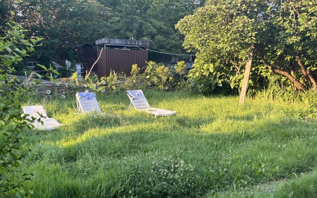 Na Shkolnoy 40 Guest House