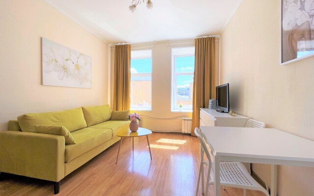 Апартаменты Sutkispb на Грибоедова 57