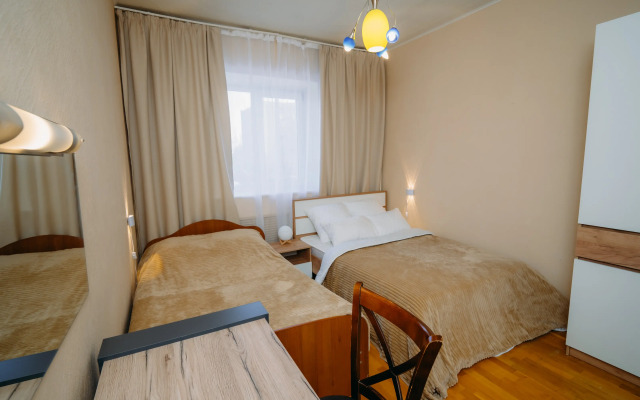 Апартаменты 3-комнатные на Строительной