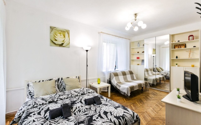 Tverskaya White Apartment in City Centre Apartments