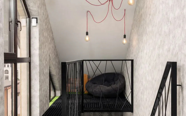 Dvukhyarusnye Tematicheskie V Esto-Sadke Apartments