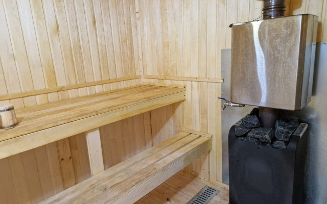 V Lesu Glamping