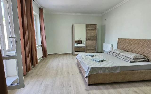 Gyumri Midtown Guest House