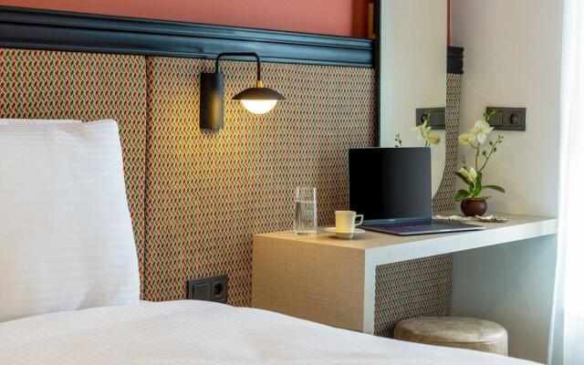 Отель BayMari Suites City Life