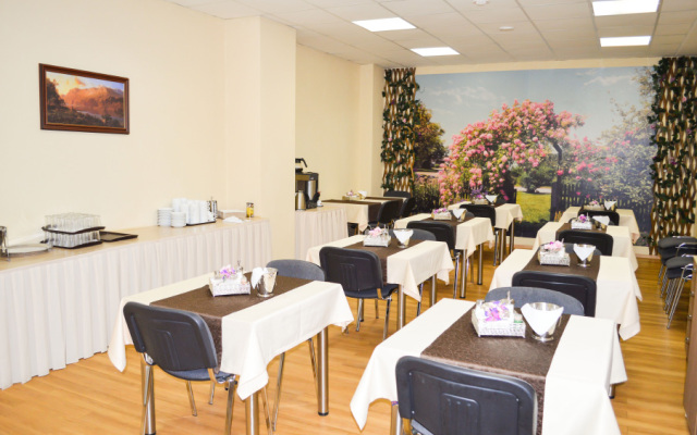 Forest Inn Hotel