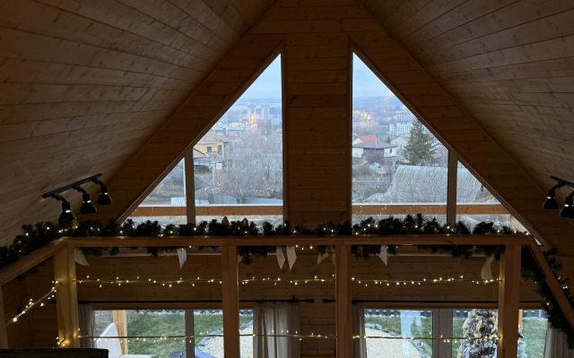 Частный Дом на Холме