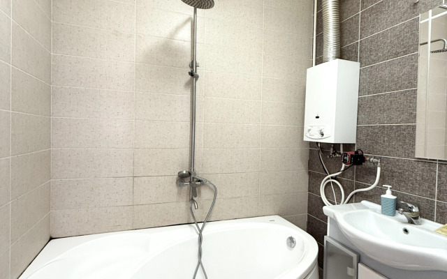 Апартаменты Уютные трехкомнатные в самом сердце города