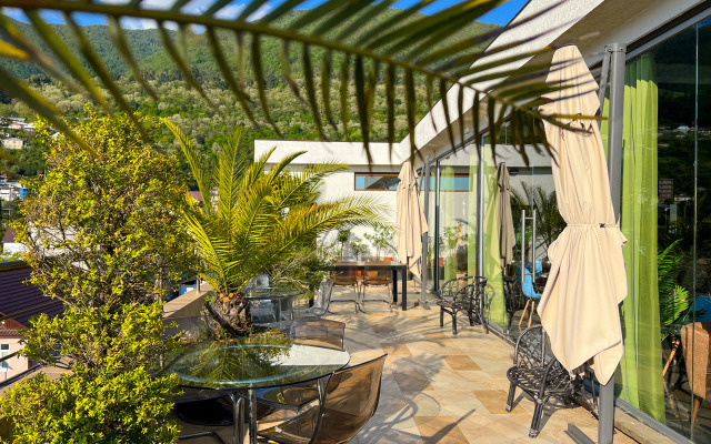 Hotel Medoviy