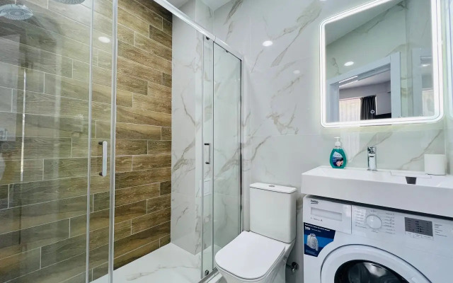 Stilnye Apartamenty S Otdelnym Vkhodom V Apart-Komplekse S Basseynom Apartment