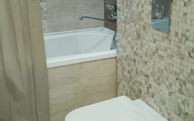 Квартира Студия, Запарина 111