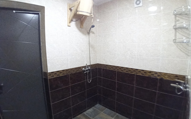 Kottedzhi & Sosny do 12 gostei Guest house