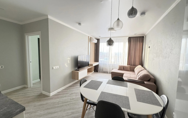 Apartments Chetyrekhmestnaya Dizaynerskaya Kvartira V Zhk "novin"