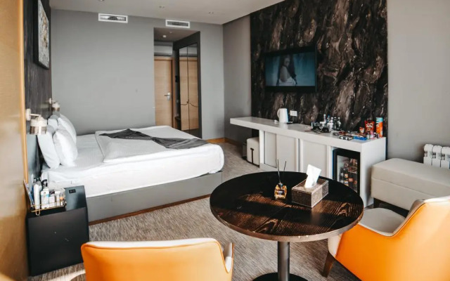 Port Marine By Hollywood Hotel
