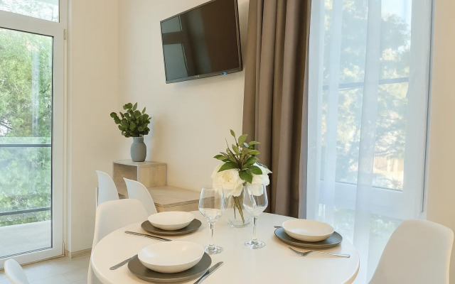 Dvukhkomnatnye S Balkonom V Camom Serdtse Adlera Apartments