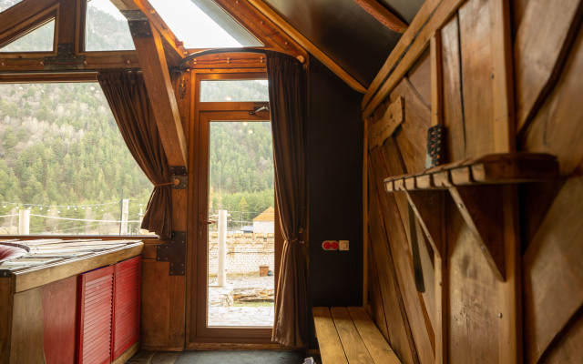 Частный дом Красный Викинг у Black Point в Тегенекли