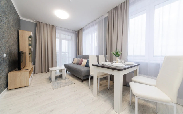 Trekhkomnatnaya U Parka Flat