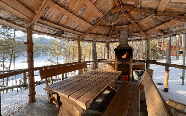 Частный Дом Изба Путешественника