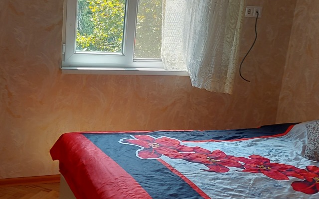 Kvartira U Berega Chyornogo Morya Apartments