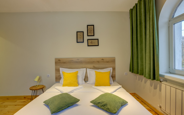 People Guest House