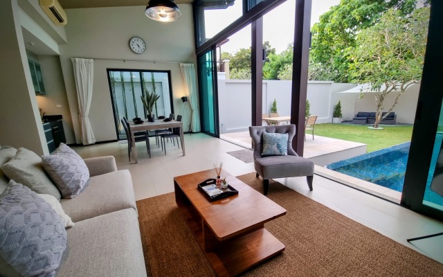 Horizon Vista Family Retreat Bangtao Villa