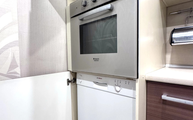 Квартира 2комнатная Студия YarApartments на Толбухина 31