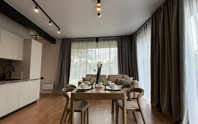 Частный дом у реки с сауной и чаном