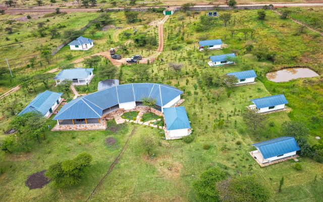 Masai Mara Safari Lodge Hotel