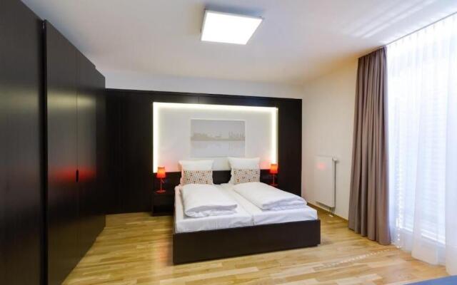 sevenDays Hotel BoardingHouse